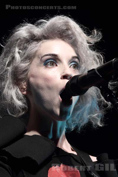 ST VINCENT - 2014-02-18 - PARIS - La Cigale - 